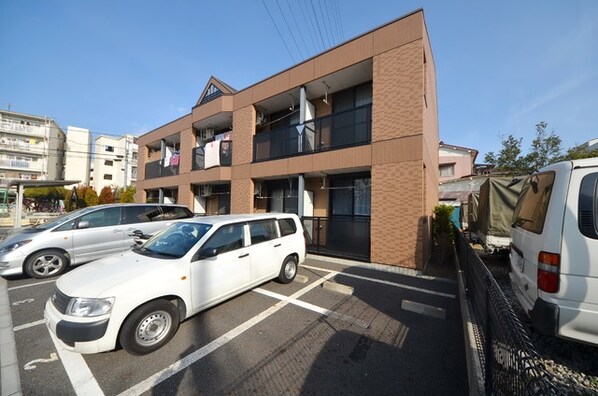 シェルル江北の物件外観写真